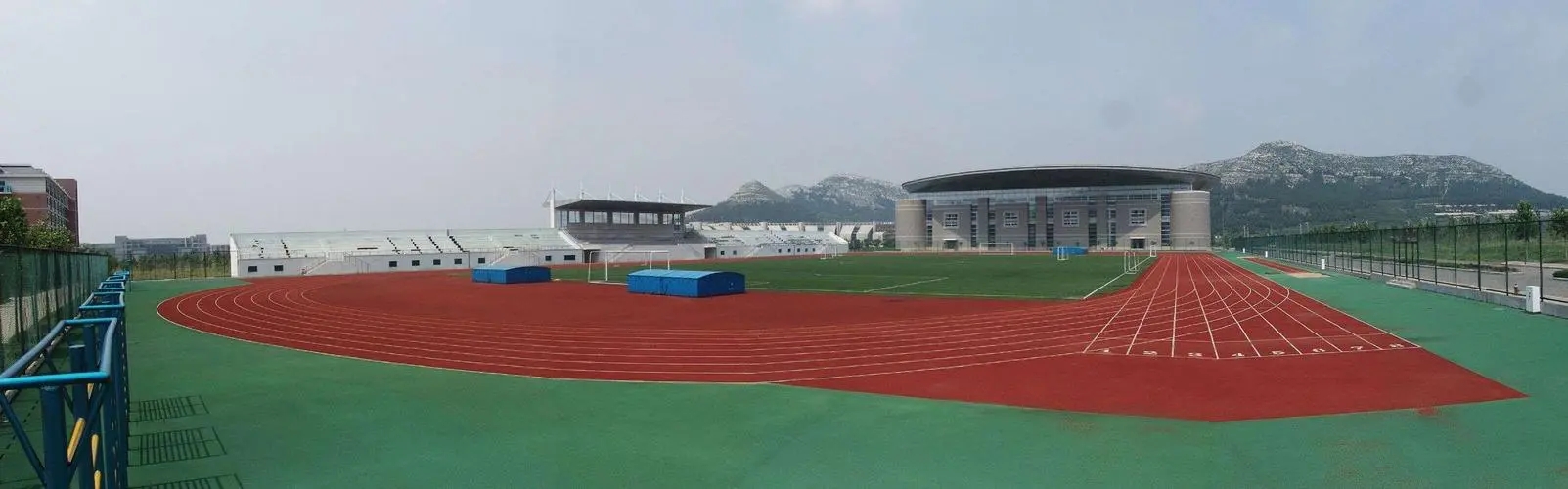 山东师大塑胶跑道.webp.jpg